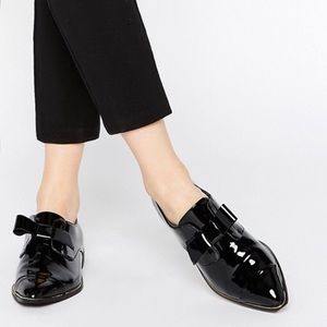 Black Patent Aldo Gazoldo Shoes - Size 5